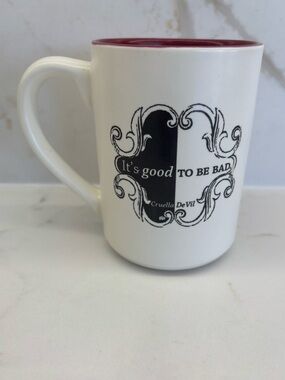 New Disney Cruella De Vil Hallmark White Maroon Ceramic Mug It's Good to Be Bad